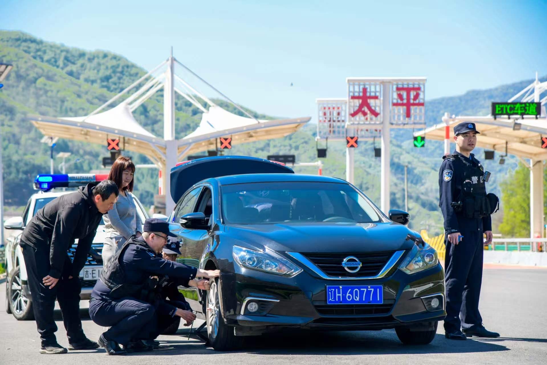 一路藏蓝相伴 G331集安段暖心守护不打烊 